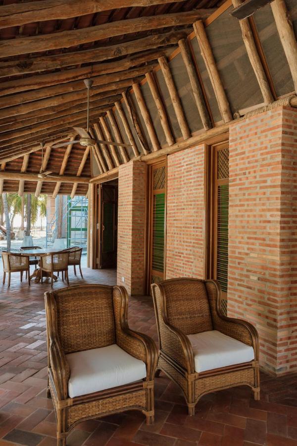 Castillete Hotel & Beach Club เตียราบอมบา ภายนอก รูปภาพ