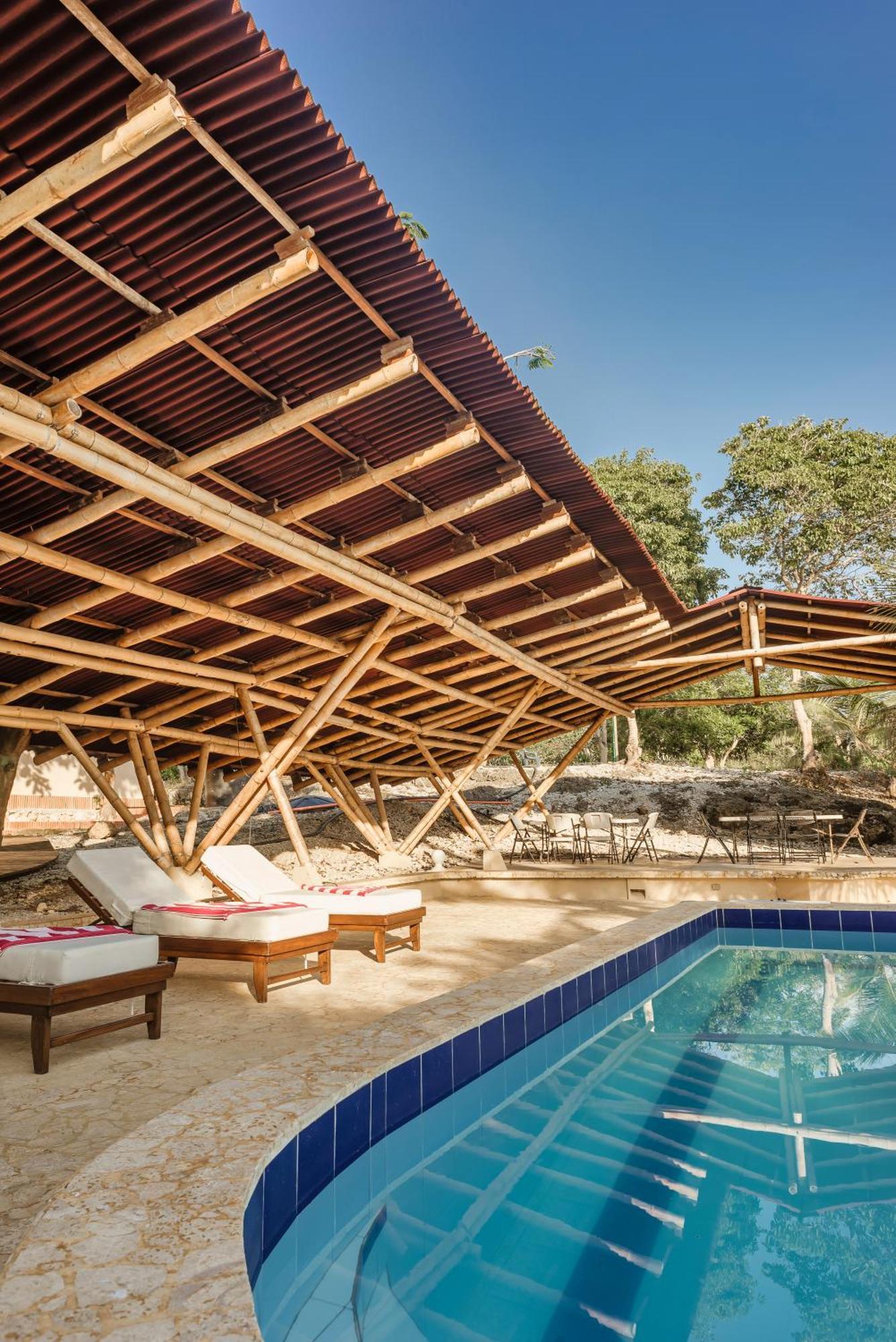 Castillete Hotel & Beach Club เตียราบอมบา ภายนอก รูปภาพ