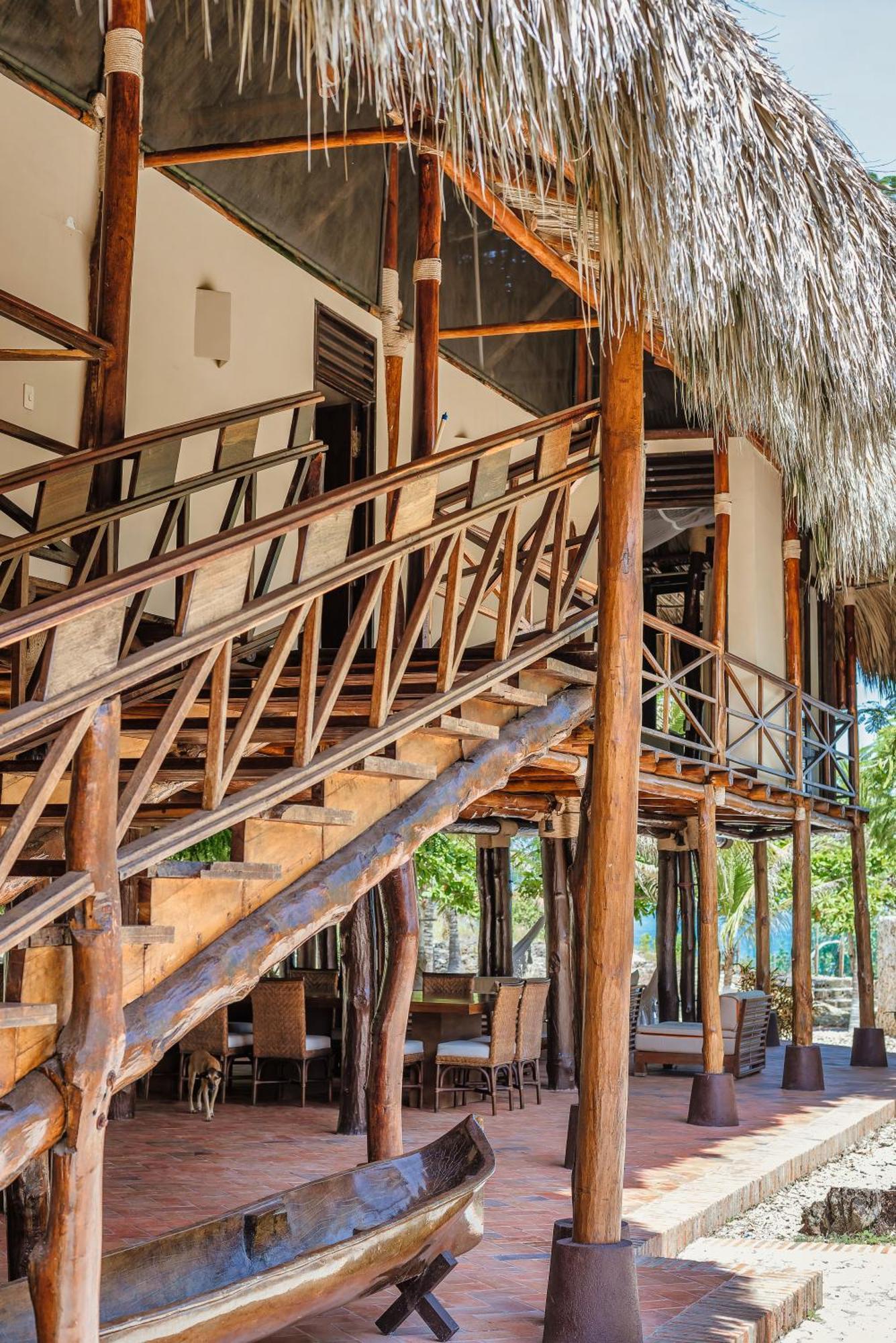 Castillete Hotel & Beach Club เตียราบอมบา ภายนอก รูปภาพ